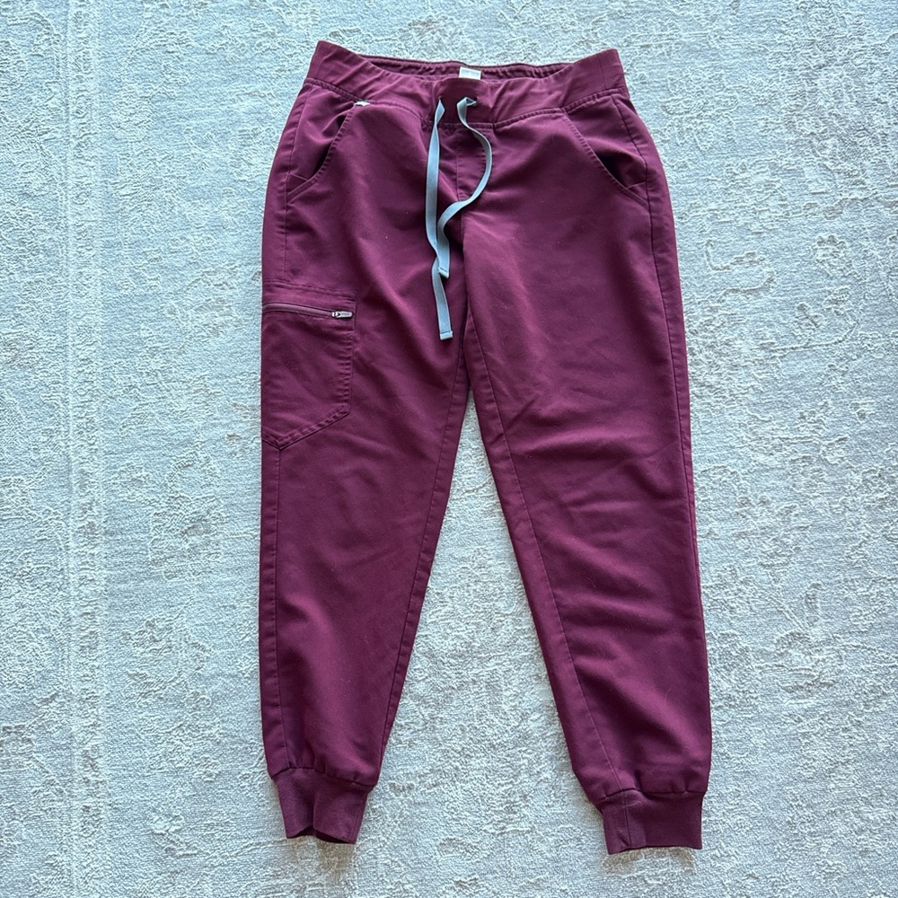 Figs jogger scrubs